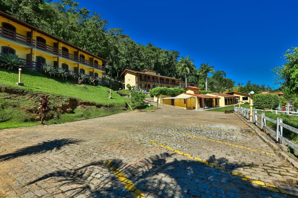 Hotel Fazenda Village Montana 33/39