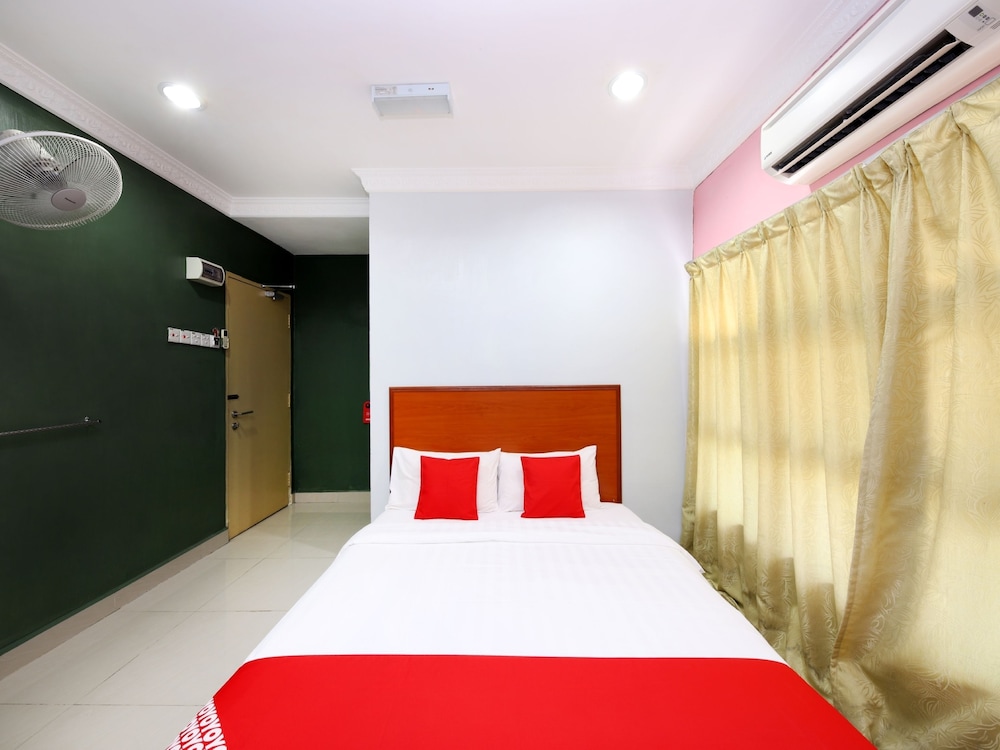 Super OYO 720 Corridor Hotel 2 8/19