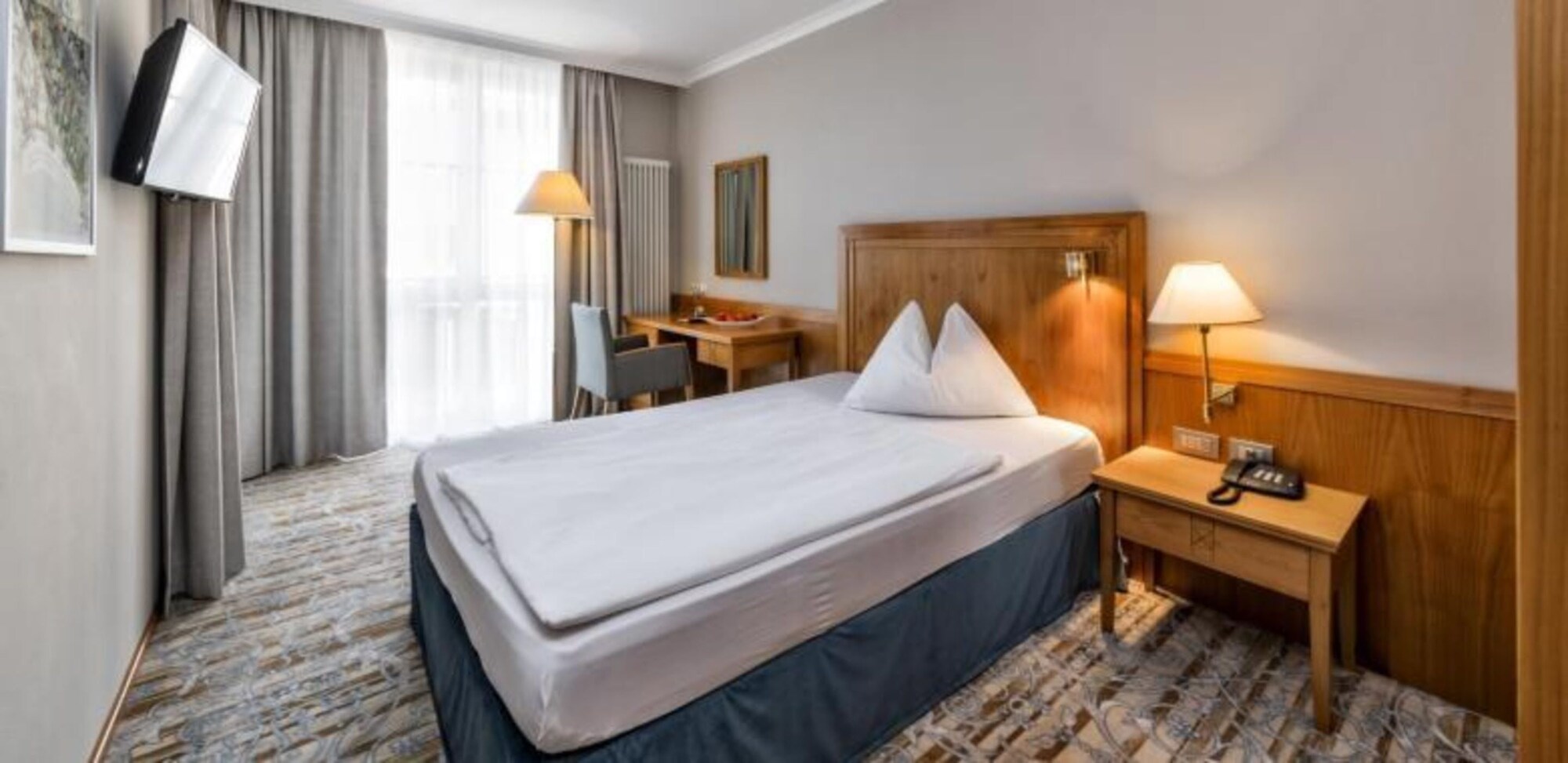 CLASSIC, SINGLE, DOUBLE BED