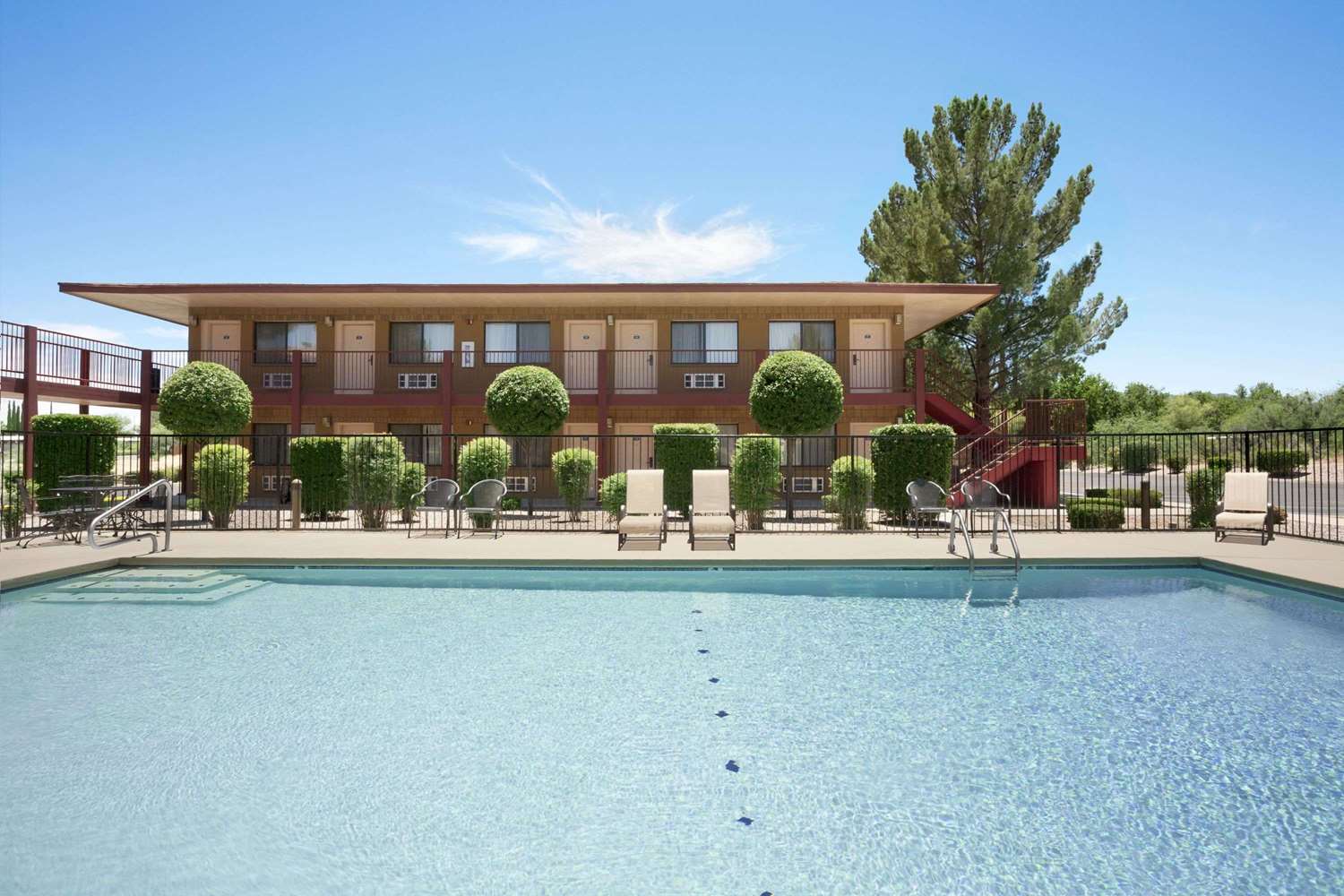 Sierra Inn Near Fort Huachuca AZ 1/9