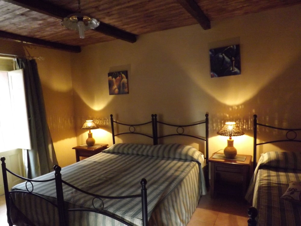 ALBERGO DIFFUSO BORGO SANTA CATERINA 22/68