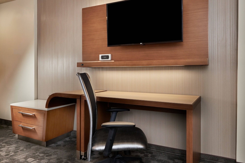 Courtyard by Marriott Rome Riverwalk 17/20