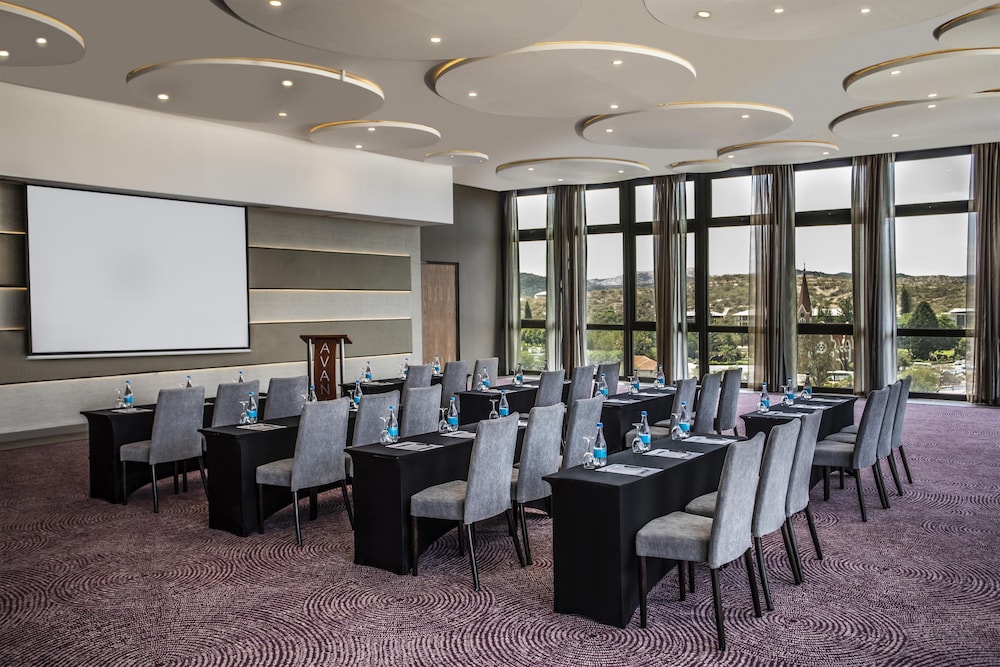Avani Windhoek Hotel And Casino 63/74