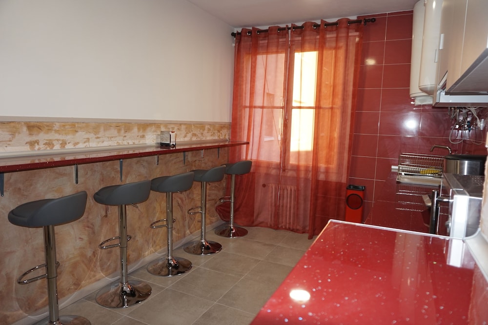 Mucho Madrid Hostel 34/49