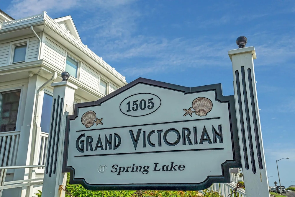 The Grand Victorian Hotel 2/43