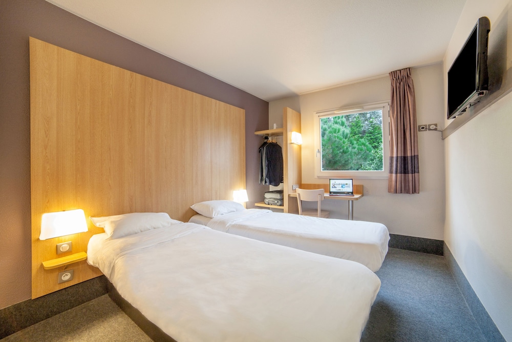 B&B HOTEL Evry Lisses 3 etoiles 5/43