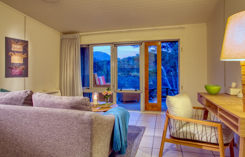 Awaroa Lodge 29/50