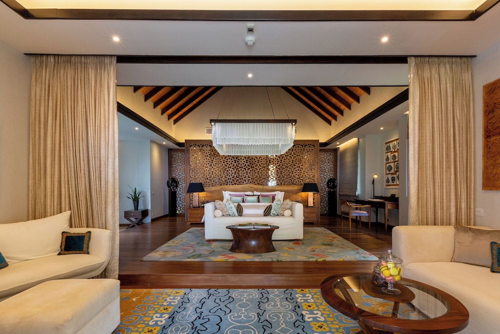 Ozen Reserve Bolifushi 14/136