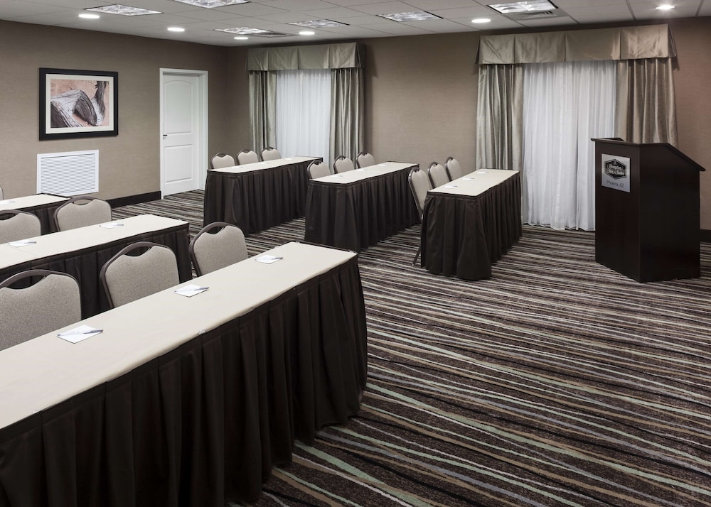 Hampton Inn & Suites Phoenix North/Happy Valley 36/43