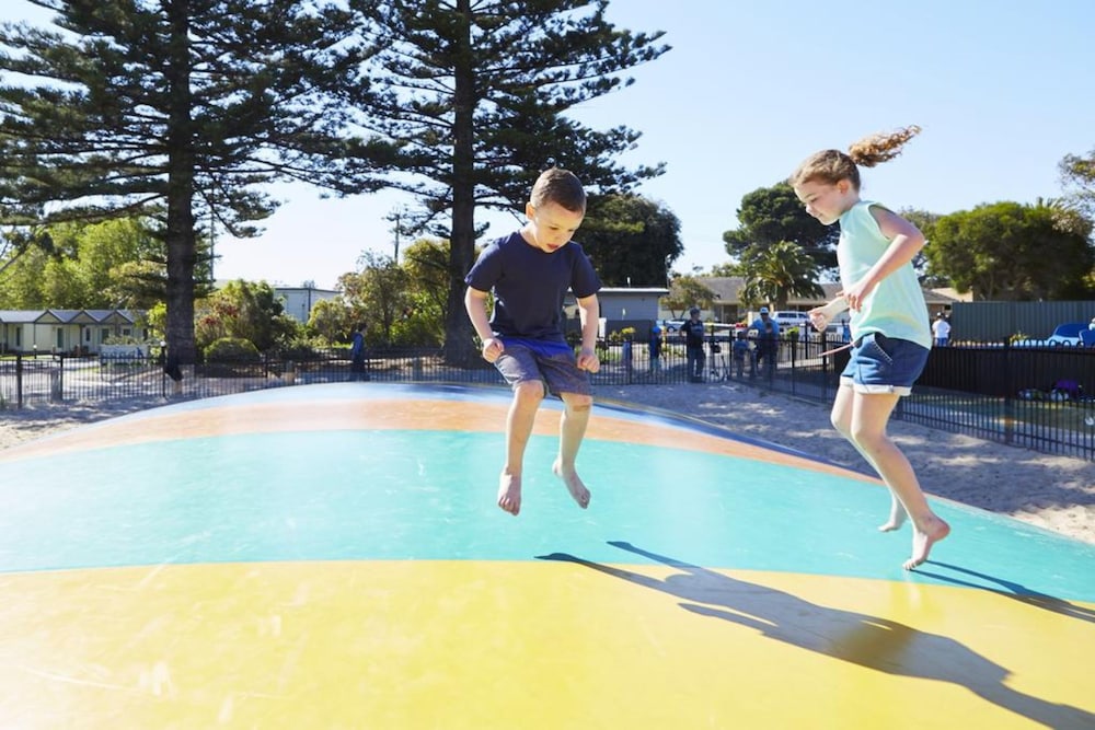 NRMA Victor Harbor Beachfront Holiday Park 37/71