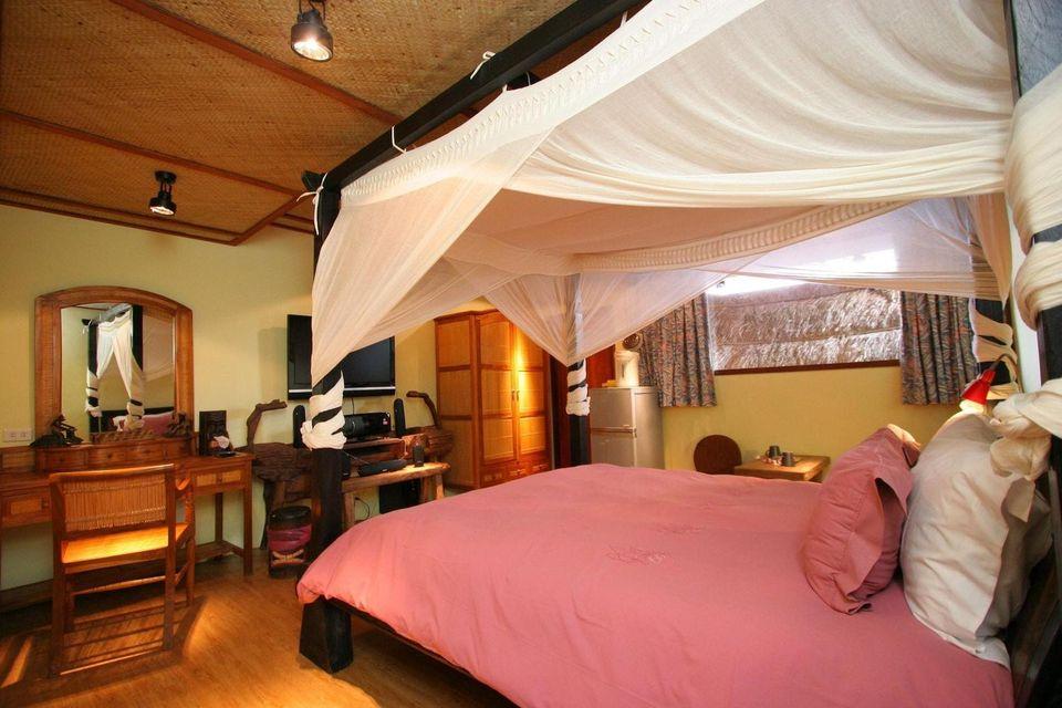 2 BEDROOMS, FAMILY, QUADRUPLE, COURTYARD AREA
