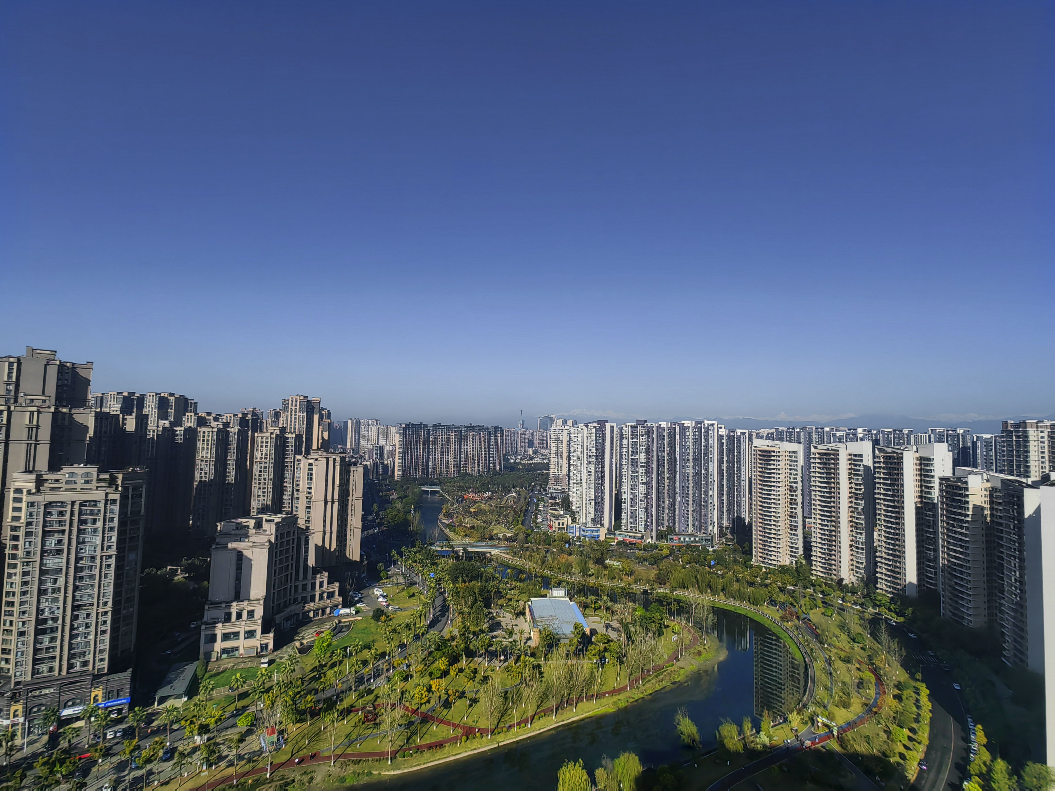 HOLIDAY INN EXPRESS CHENGDU WENJIANG HOTSPRING 33/36