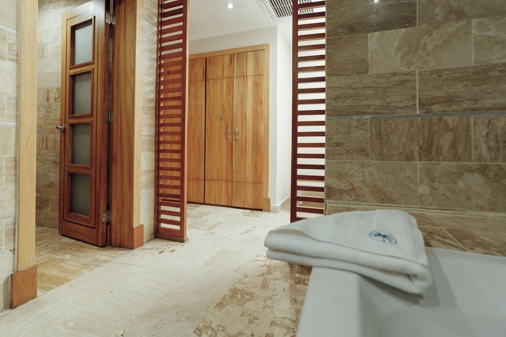 جناح جونيور بسرير كينج، Cofresi Palm Beach and Spa Resort All Inclusive 9/9