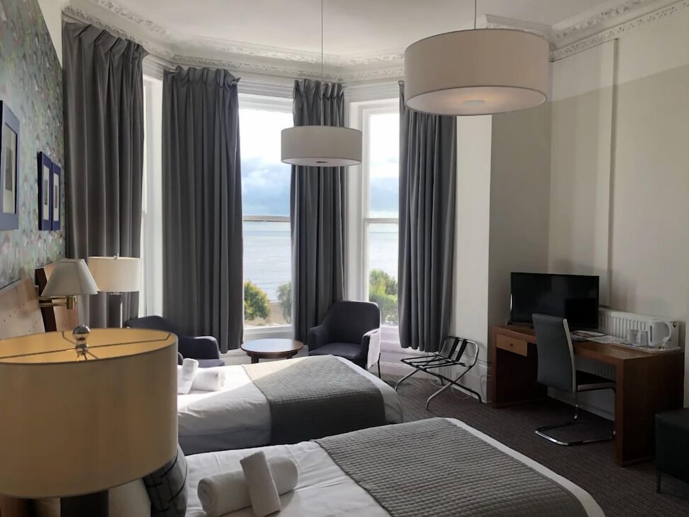 غرفة بانورامية بسريرين منفصلين بإطلالة على البحر، West Rocks Townhouse 5/7