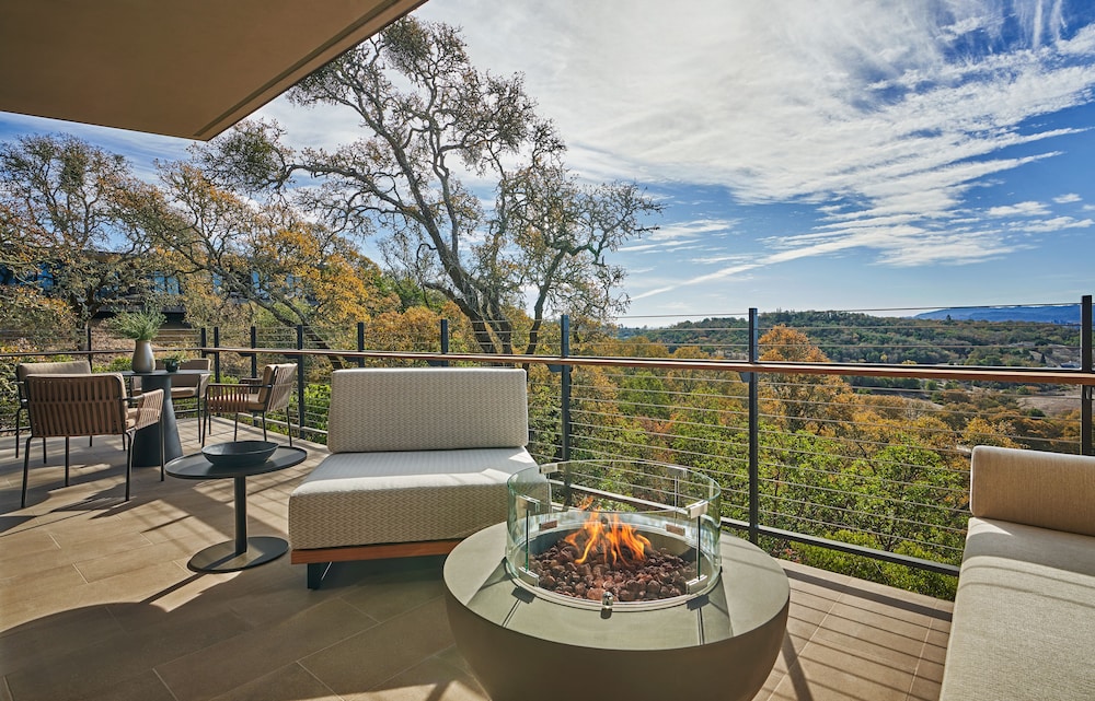 Montage Healdsburg 32/74