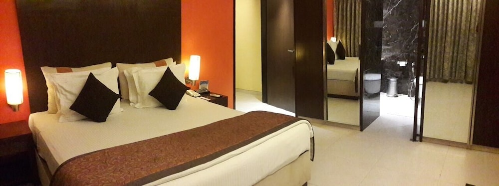 Citrus Hotels Lonavala 10/47