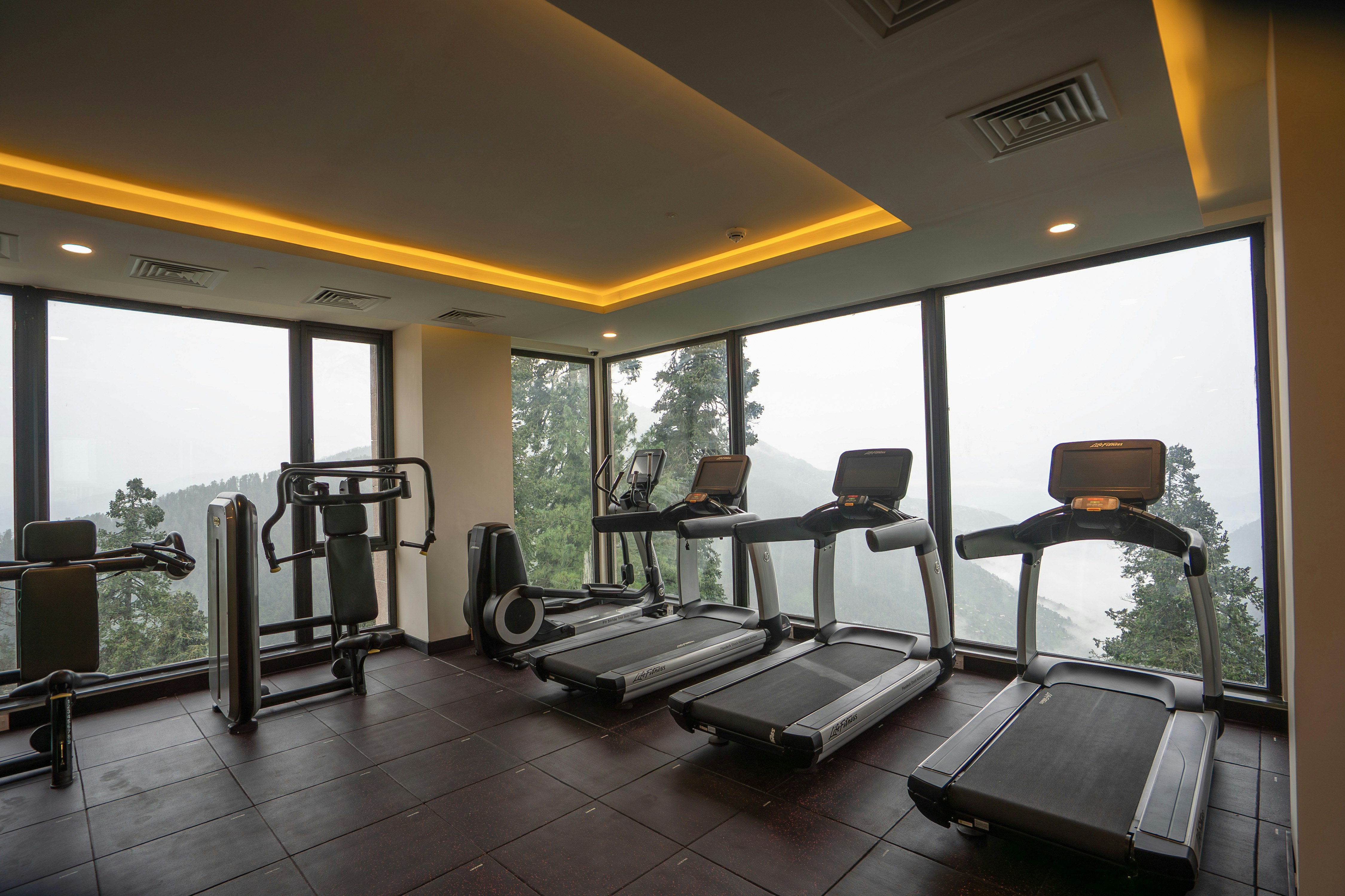 DoubleTree by Hilton Nathiagali 28/59