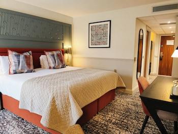 Executive, Double or Twin Bed