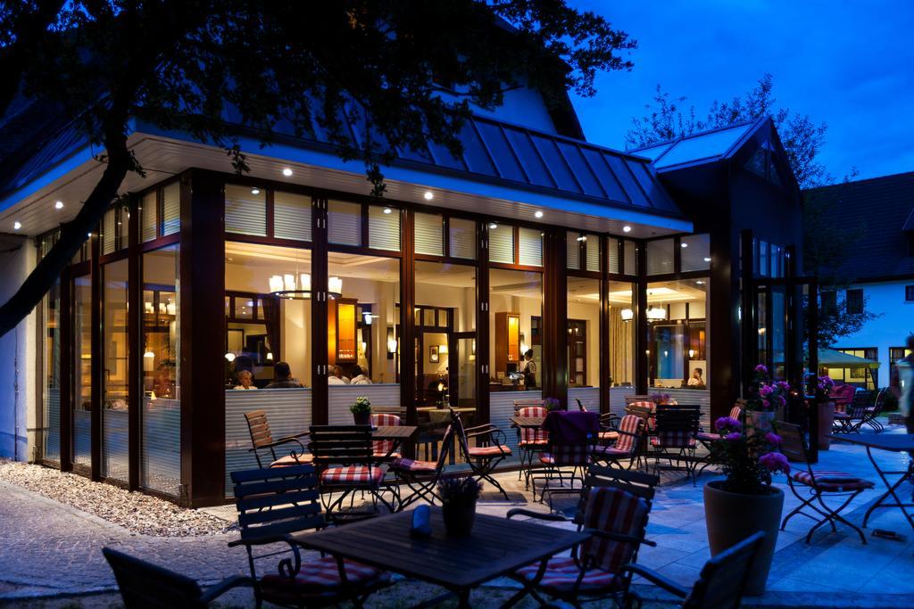 Ringhotel Warnemunder Hof 3/22