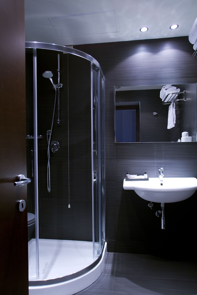 C Hotels Club 32/33
