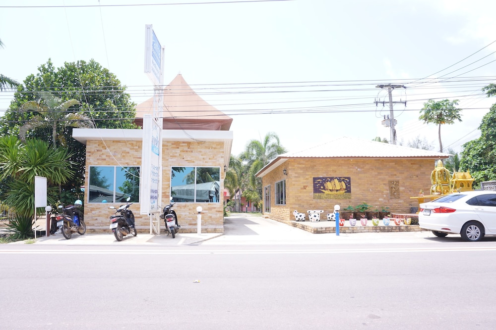 Paifha Beach Resort 41/45