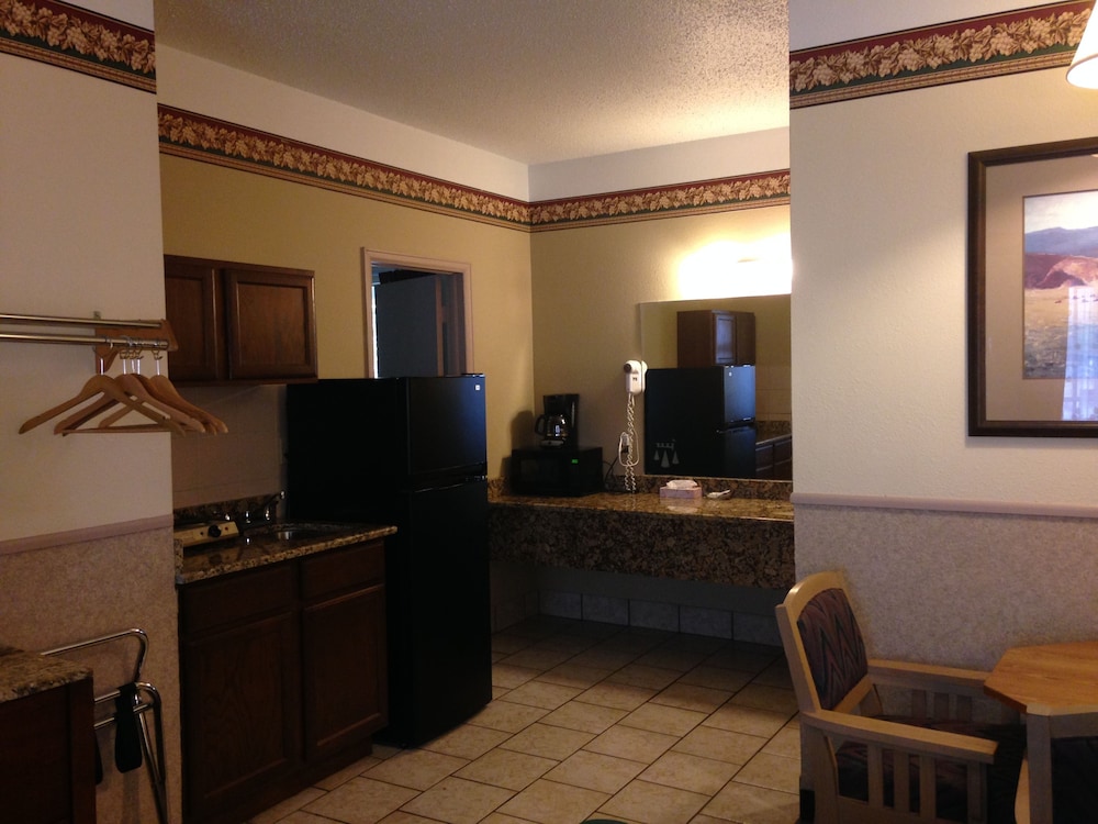 Silver Spruce Inn 28/50