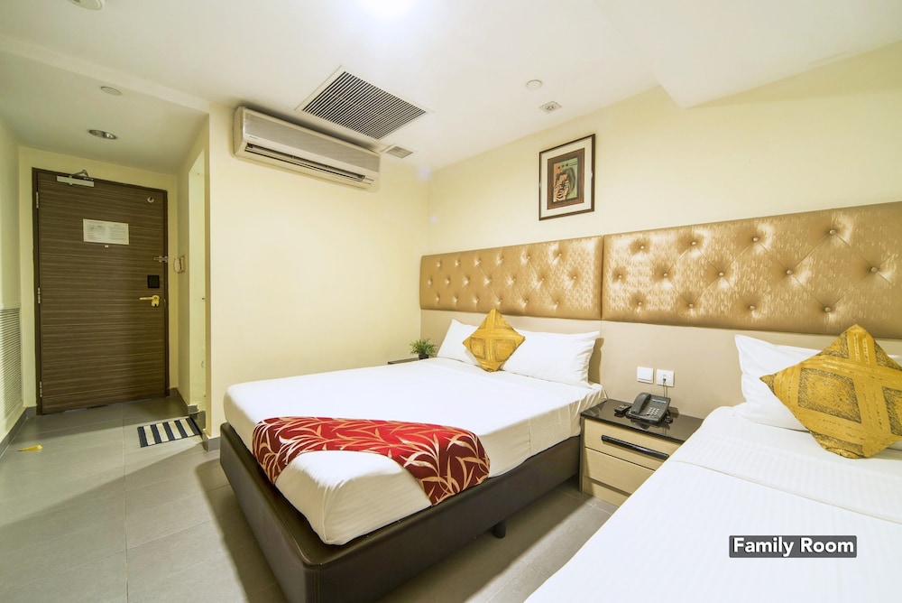 Sandpiper Hotel 20/50