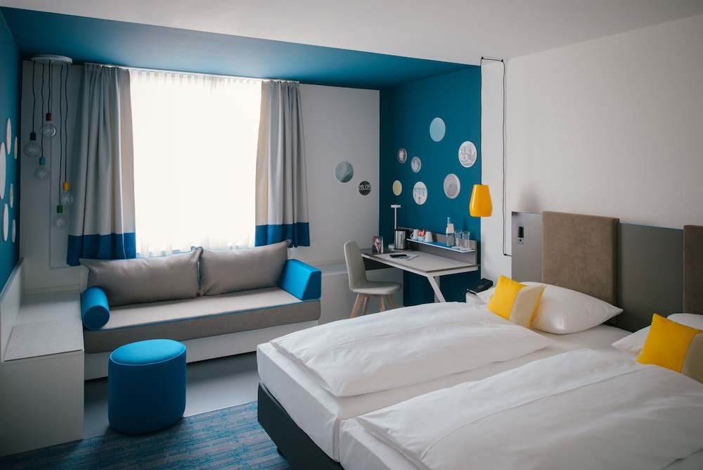 Lounge, Twin Beds