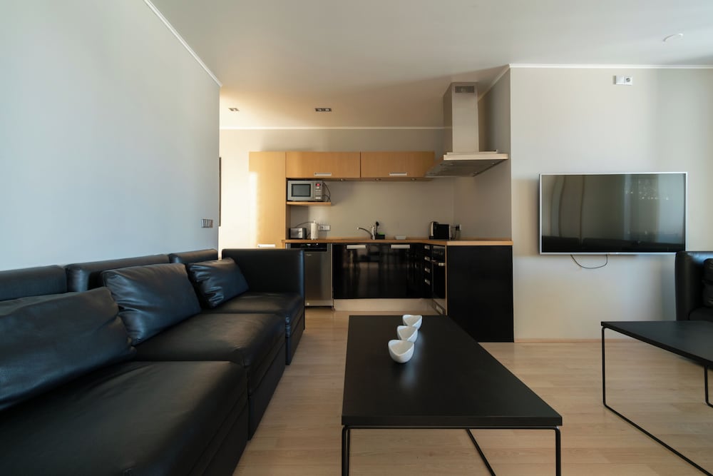 Mani Apartments 35/50
