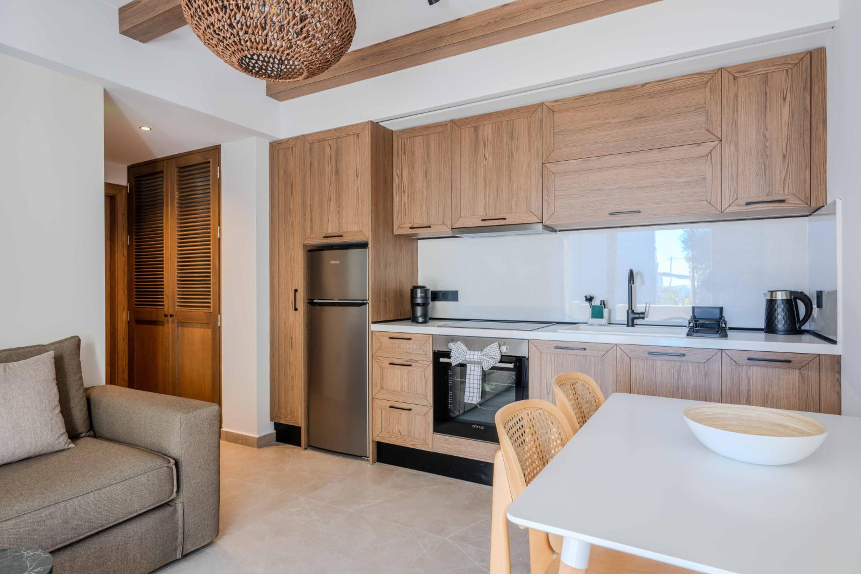 Alati Suites 22/35