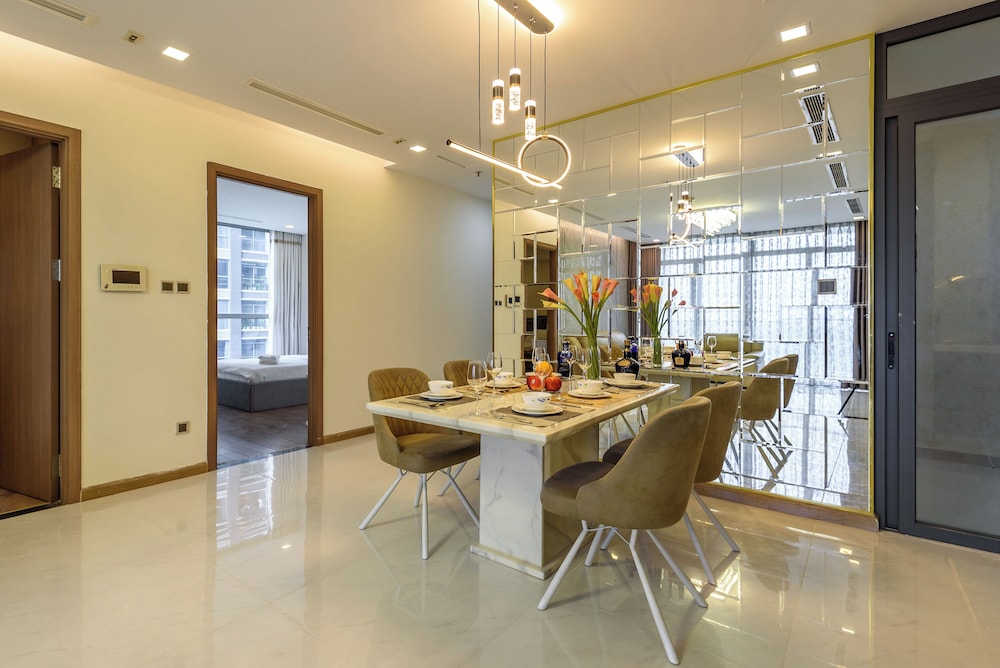 Homes By Christine Vinhomes Central Park 38/50