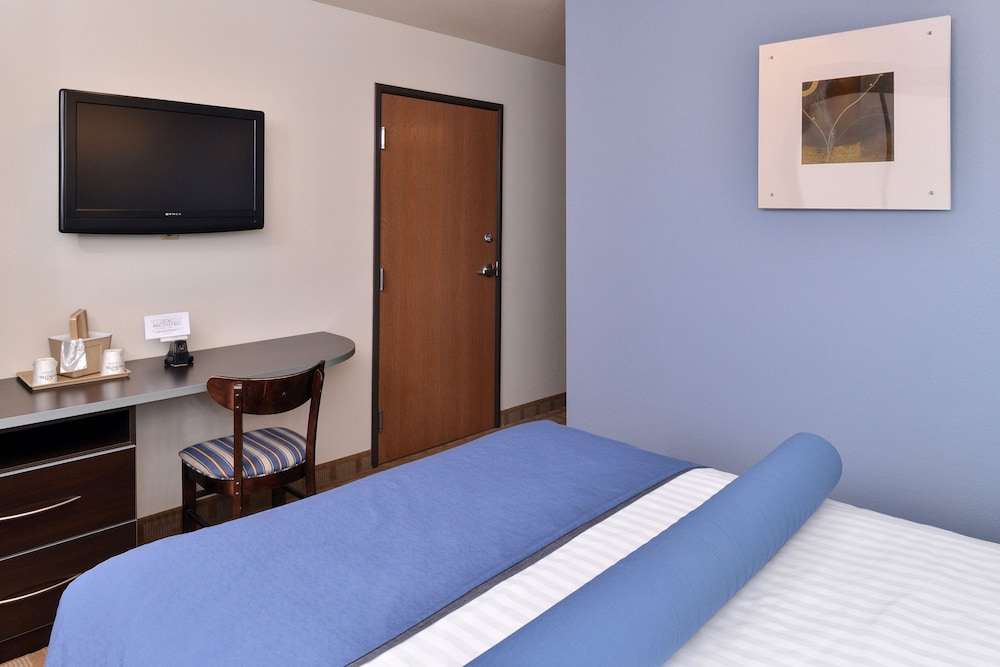 Microtel Inn Suites Klamath Falls 7/26