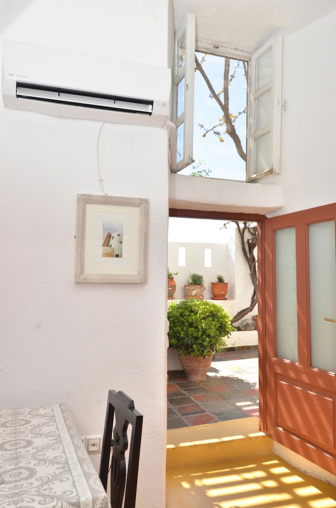 Villa Fegari 12/50
