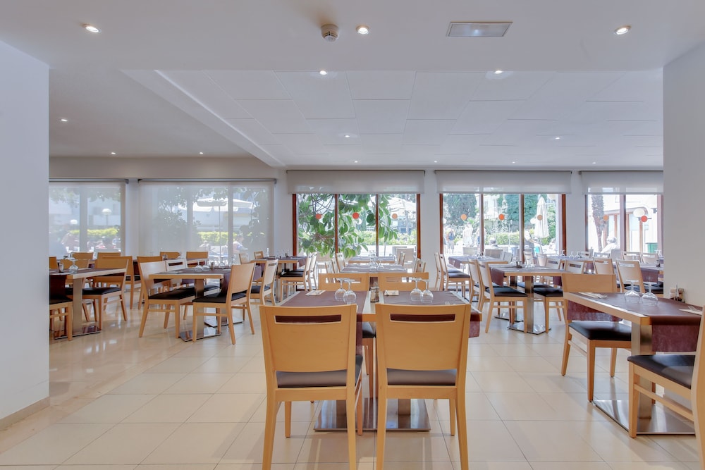 Hotel Garbi Park 17/27