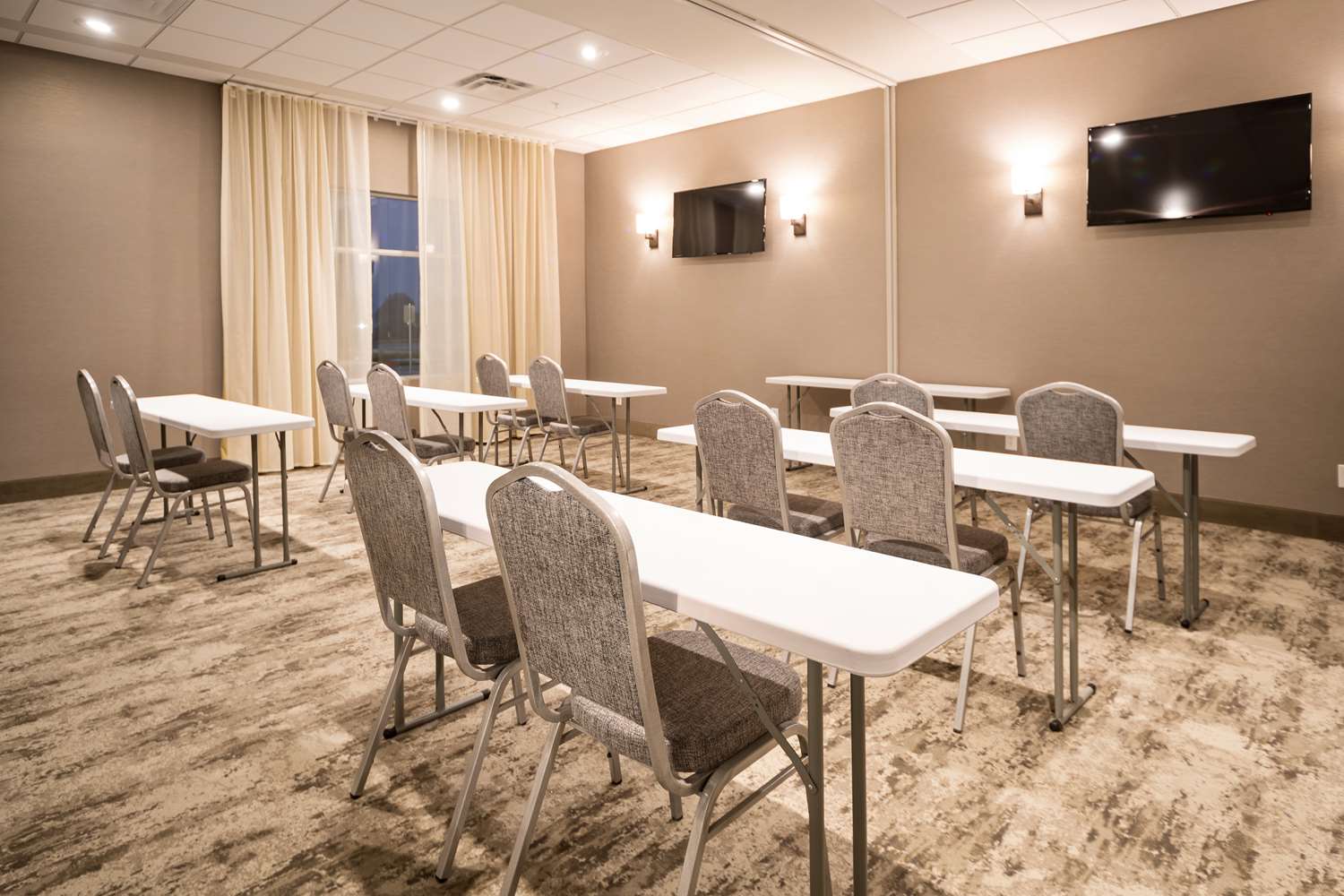 Wingate by Wyndham Austin North 27/32