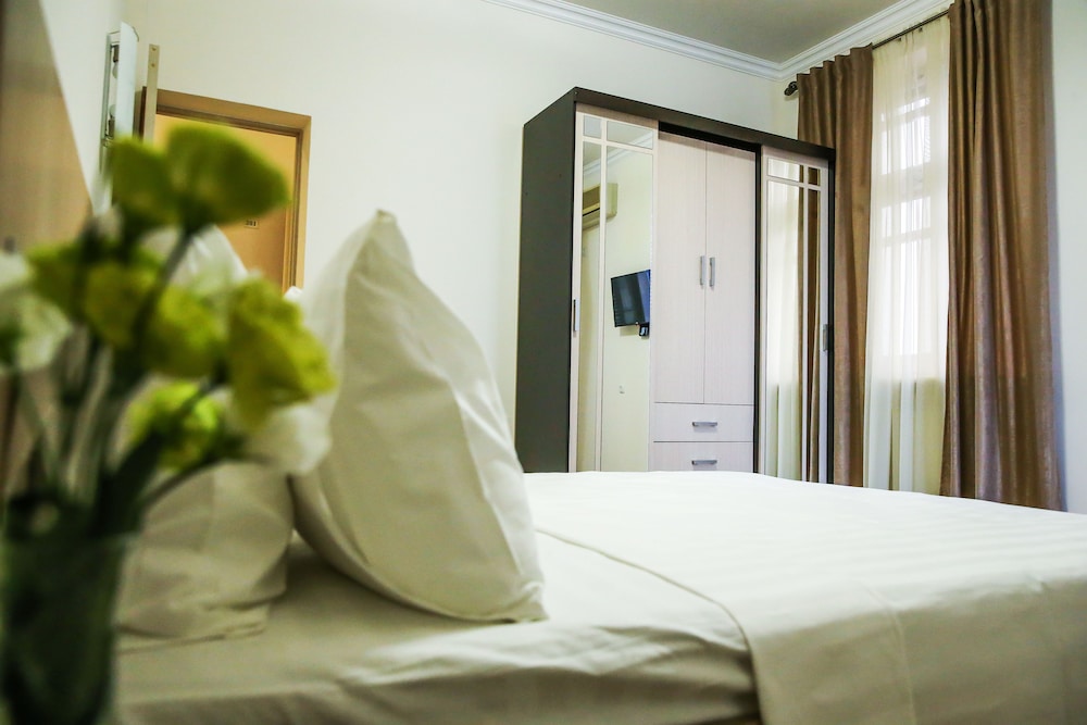 Alba Hotel Yerevan photo4