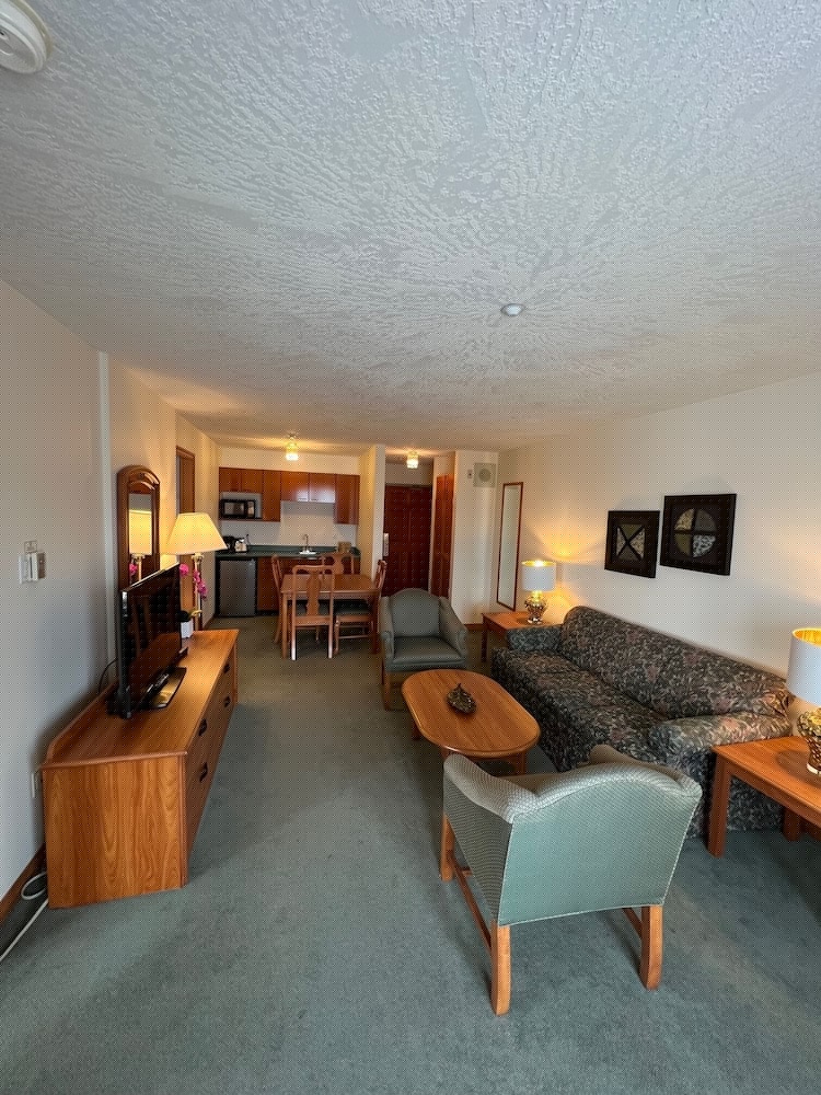 The Grand Hotel Nanaimo 34/63