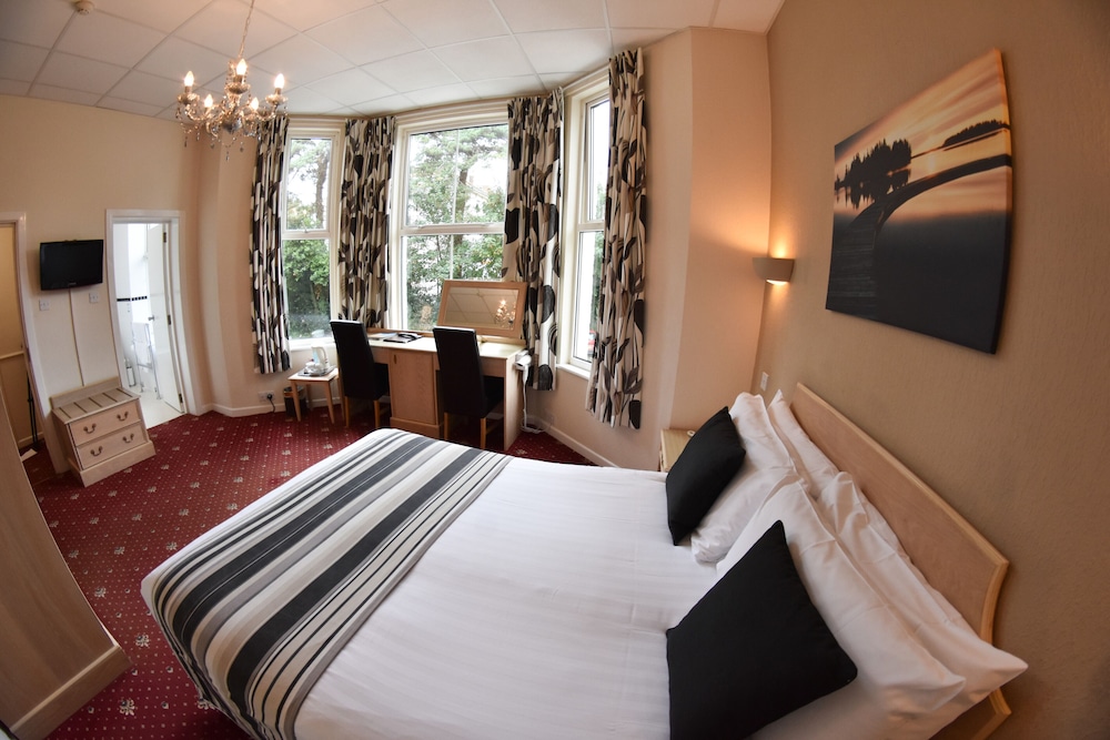 Mayfair Hotel - Oceana Collection 28/53