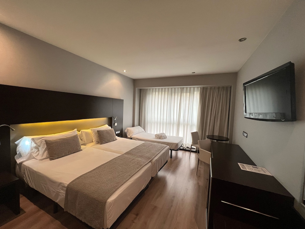 Hotel Turia Granada 14/50