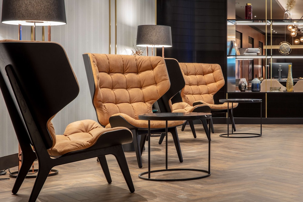 RADISSON BLU HOTEL BASEL 54/74