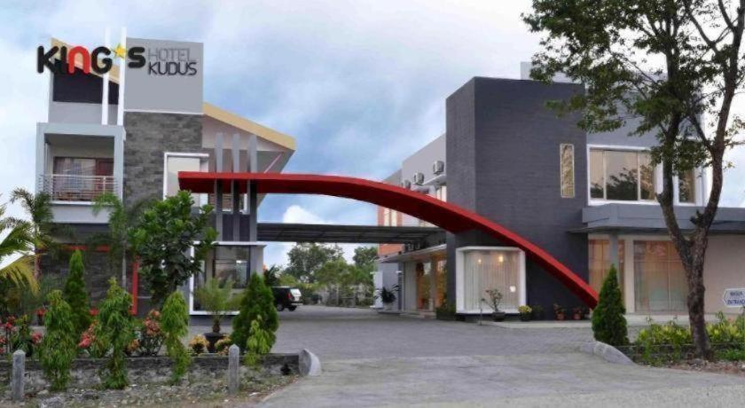 HOTEL KINGS KUDUS 24/28