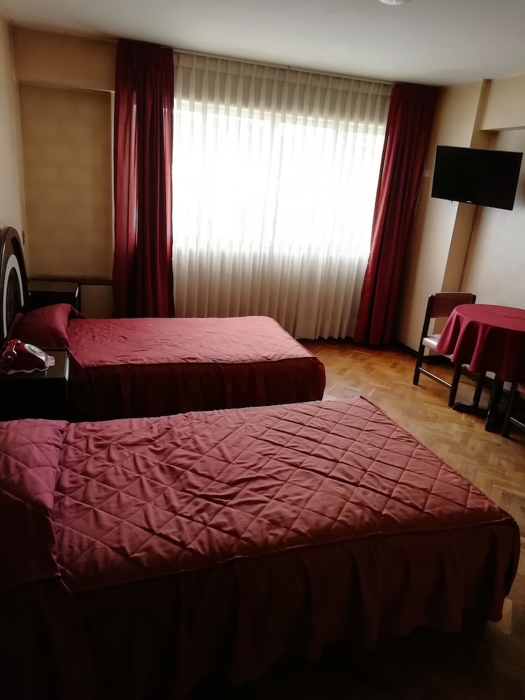 HOTEL LA JOYA 17/42