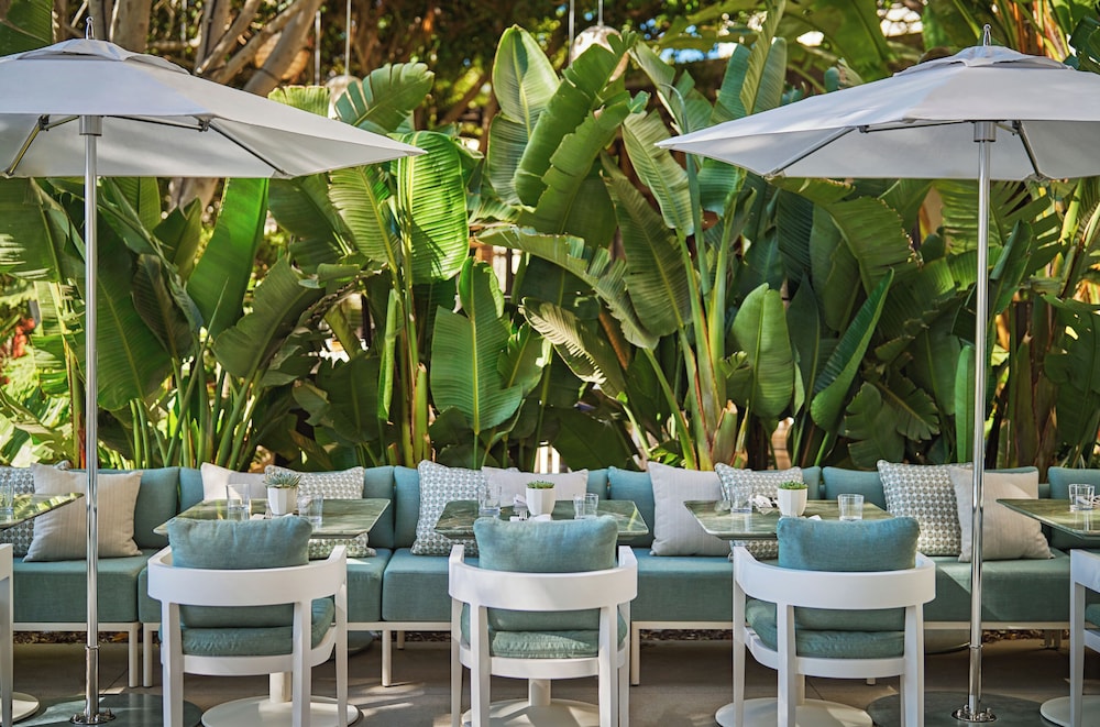 Pendry Newport Beach 48/64