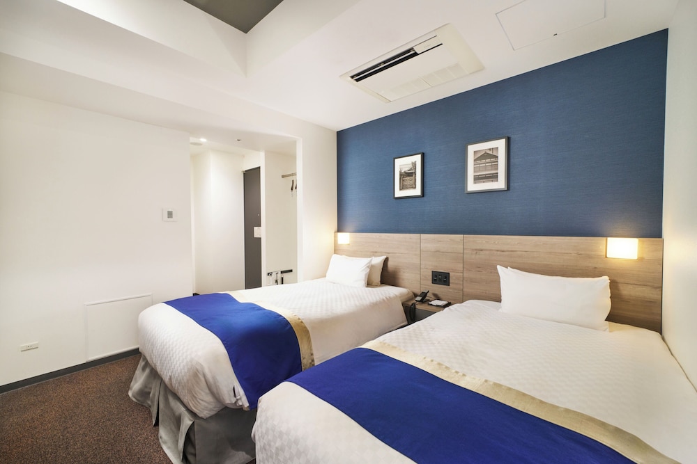 Superior, Twin Beds, Best Western Plus Hotel Fino Osaka Kitahama 2/10