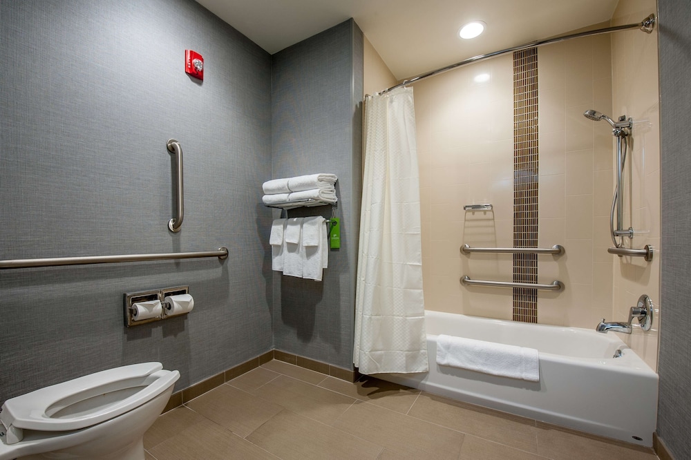 HYATT PLACE BOWLING GREEN 18/73