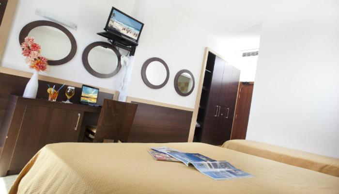 Hotel San Salvador 7/50