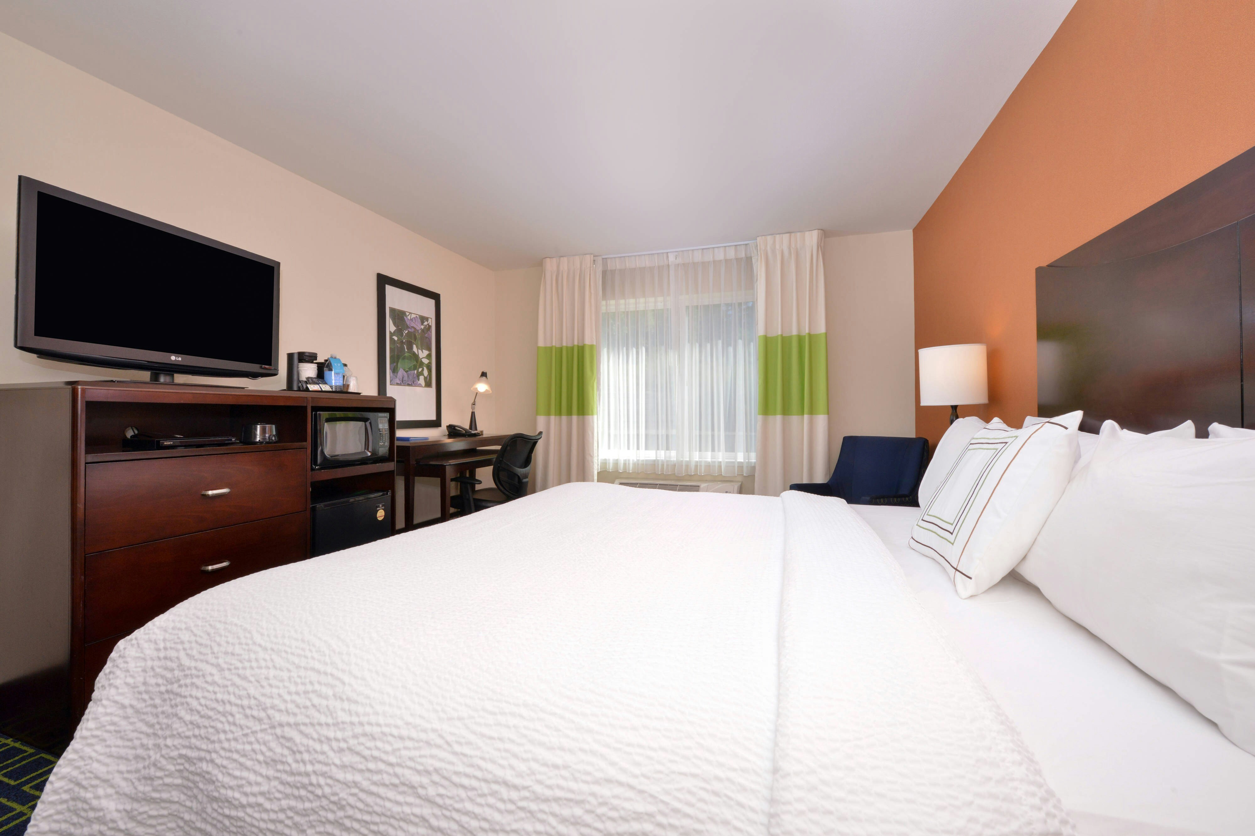 Fairfield Inn & Suites Tacoma Puyallup 4/18