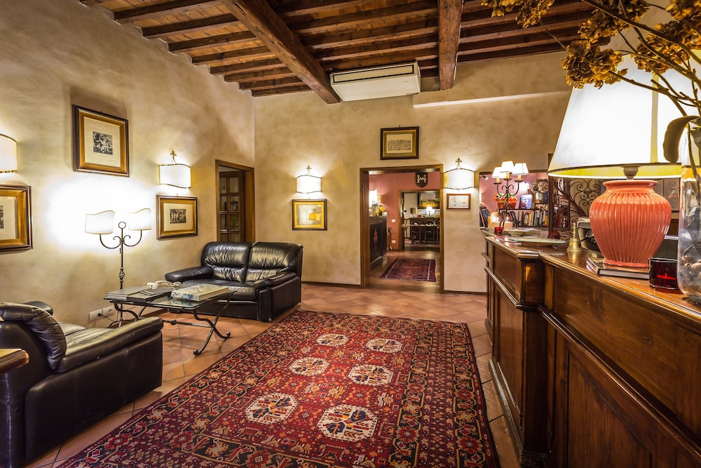 Hotel Marios 41/56