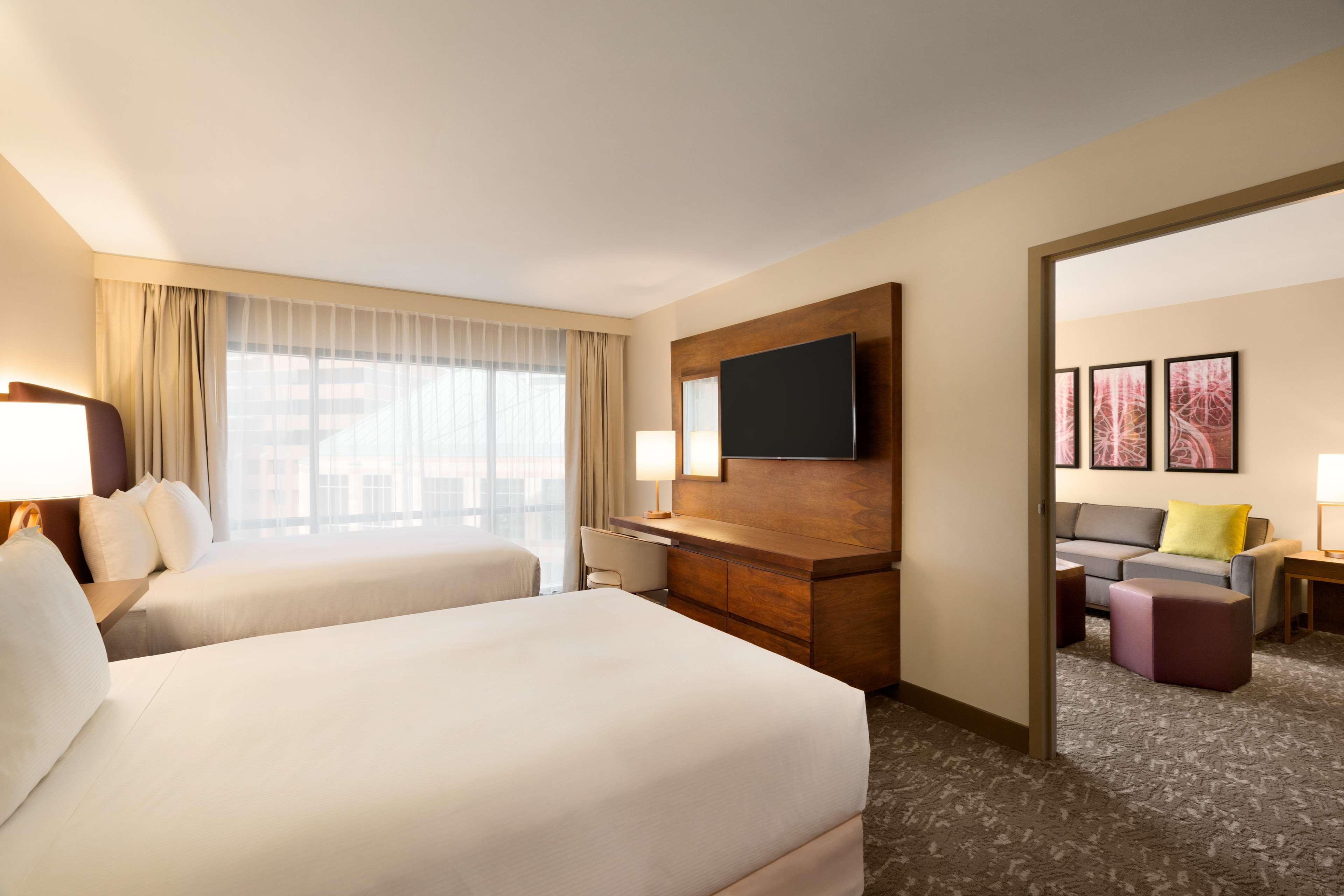 1 BEDROOM, SUITE, 2 DOUBLE BEDS, ACCESSIBLE