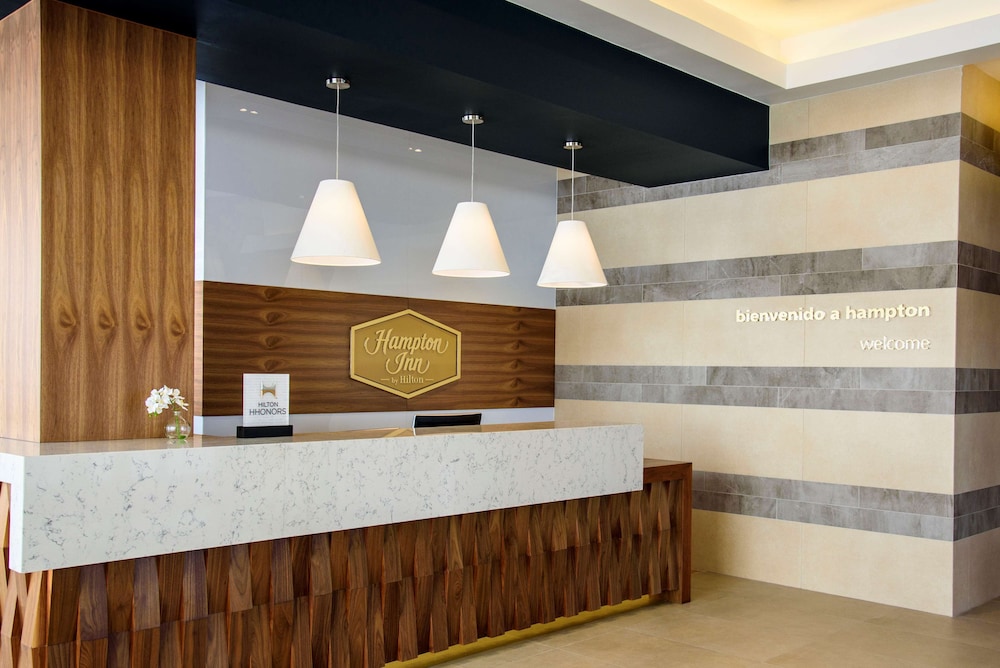 Hampton Inn by Hilton Piedras Negras 8/53